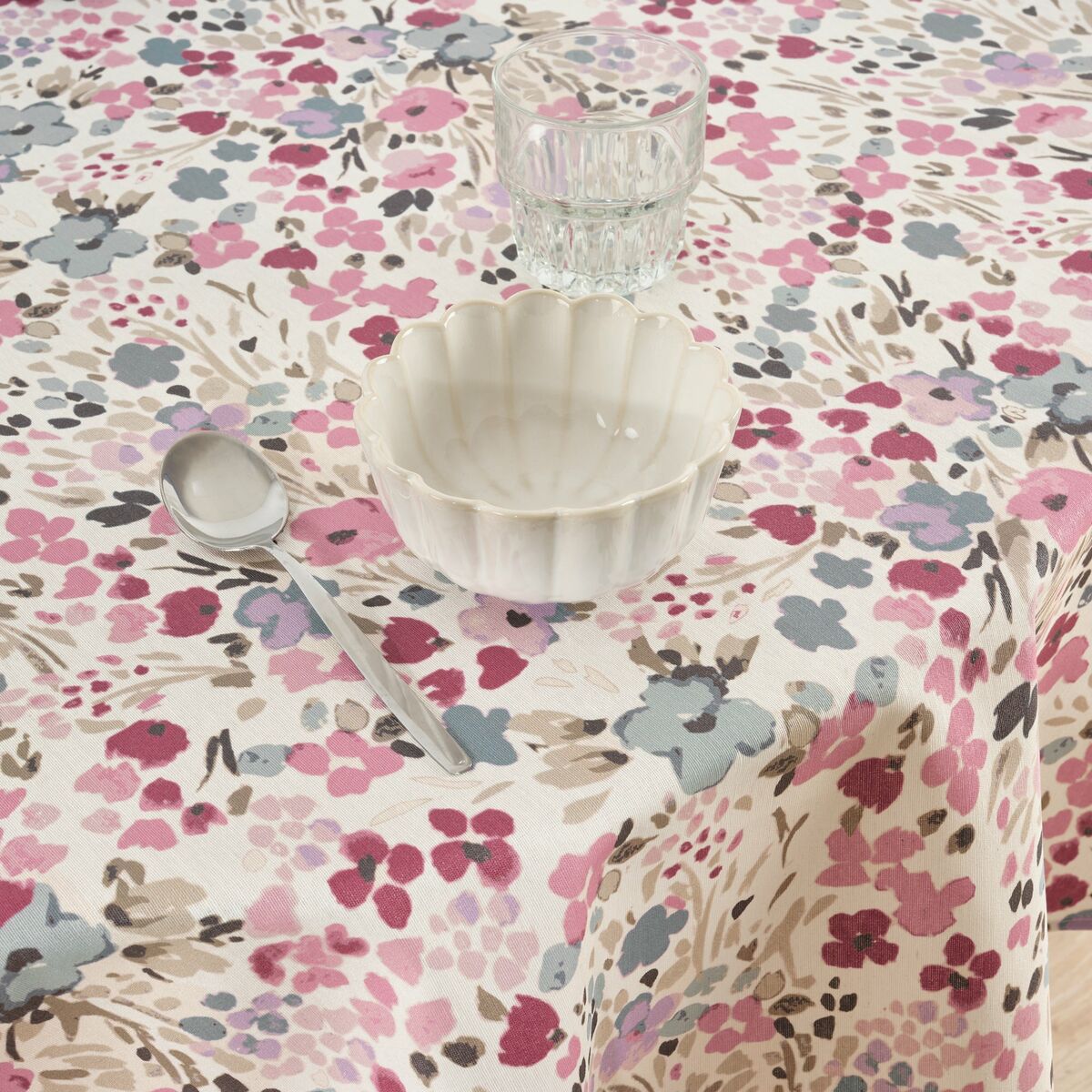 Fläckresistent bordsduk Belum 0120-52 Multicolour Ø 140 cm Virágok